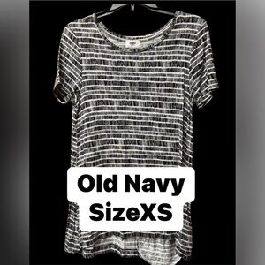 Old Navy Women's Black/White Striped top